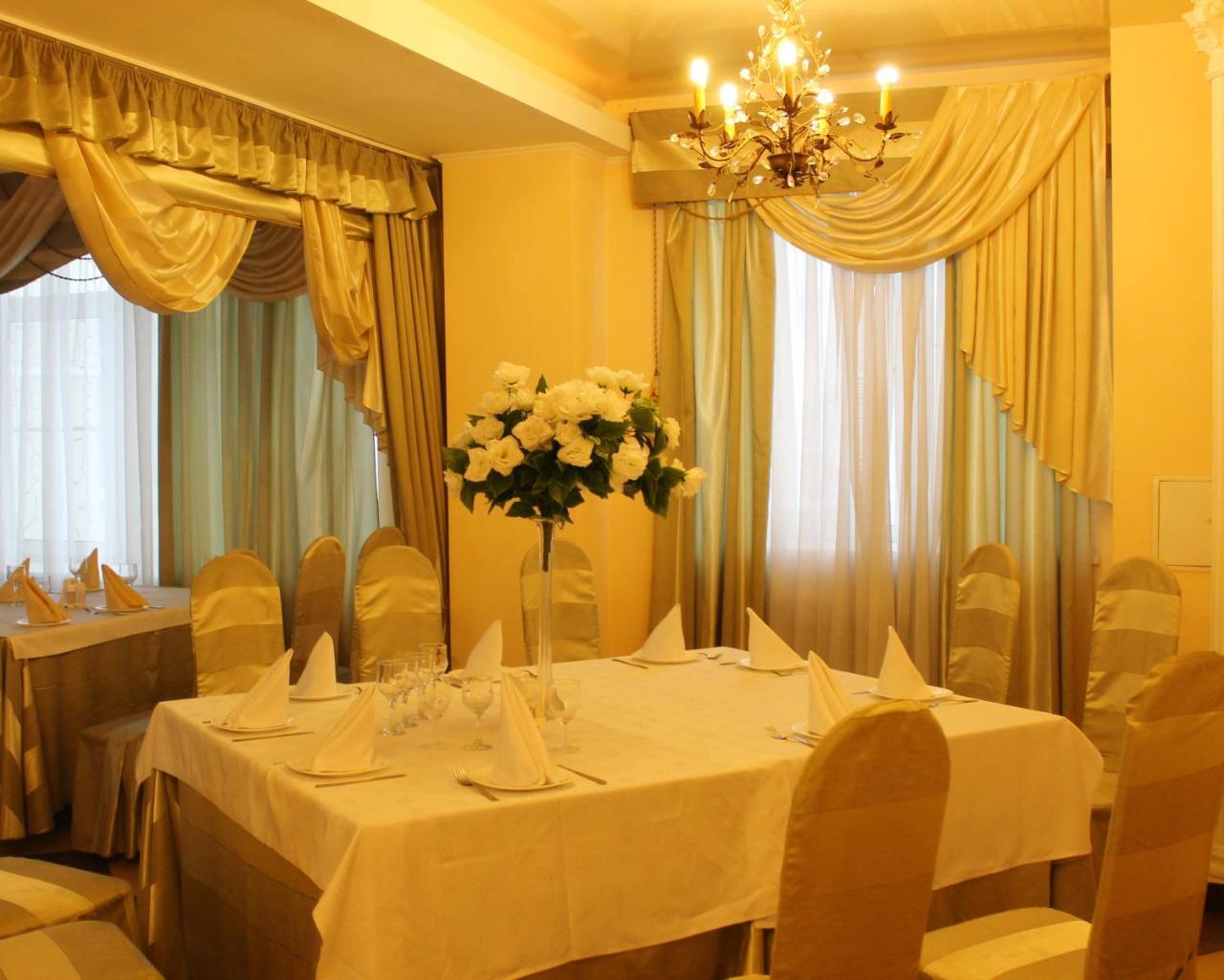 Tourist Hotel Могильов Екстериор снимка