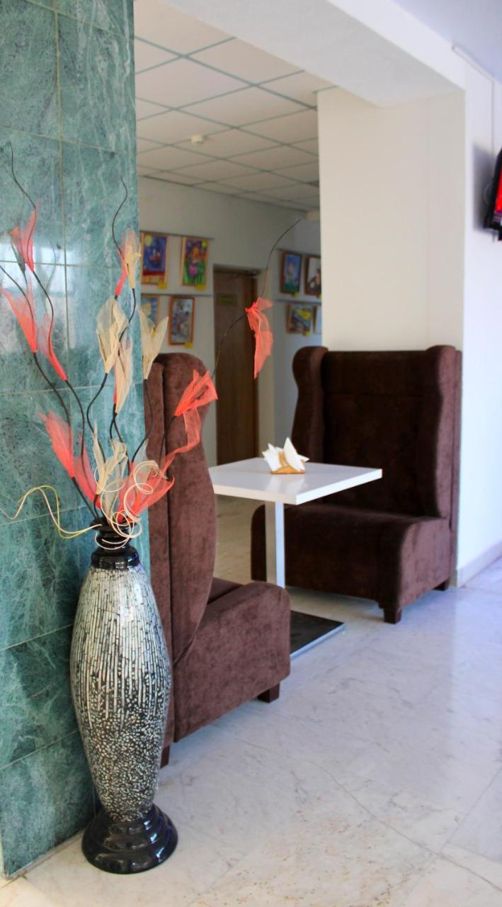 Tourist Hotel Могильов Екстериор снимка