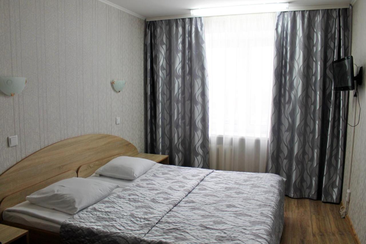 Tourist Hotel Могильов Екстериор снимка