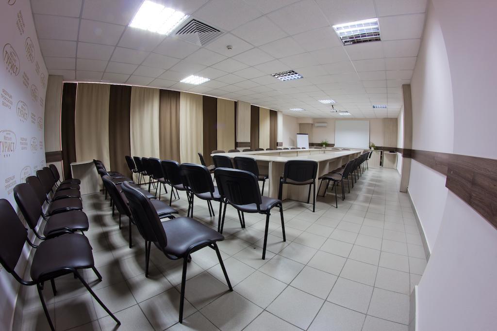 Tourist Hotel Могильов Екстериор снимка